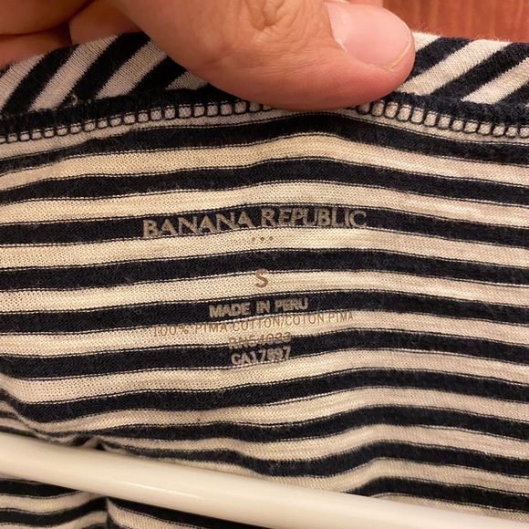 Banana republic striped top size small - Picture 3 of 5